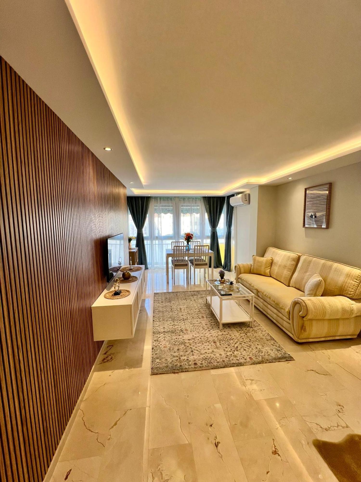 Apartamentos Prestige Suites Malaga IV Exterior foto